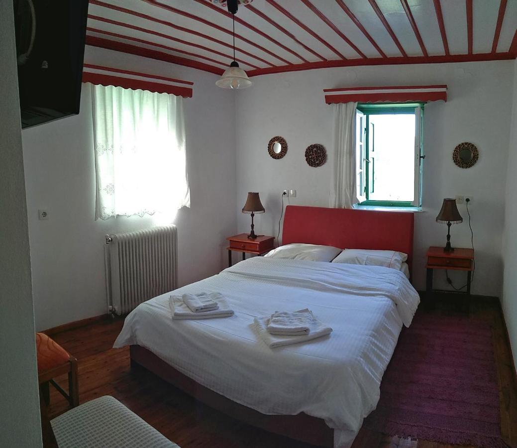 פאפיגקון Guesthouse Iro מראה חיצוני תמונה