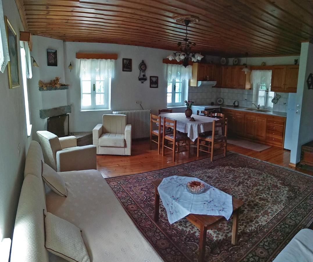 פאפיגקון Guesthouse Iro מראה חיצוני תמונה