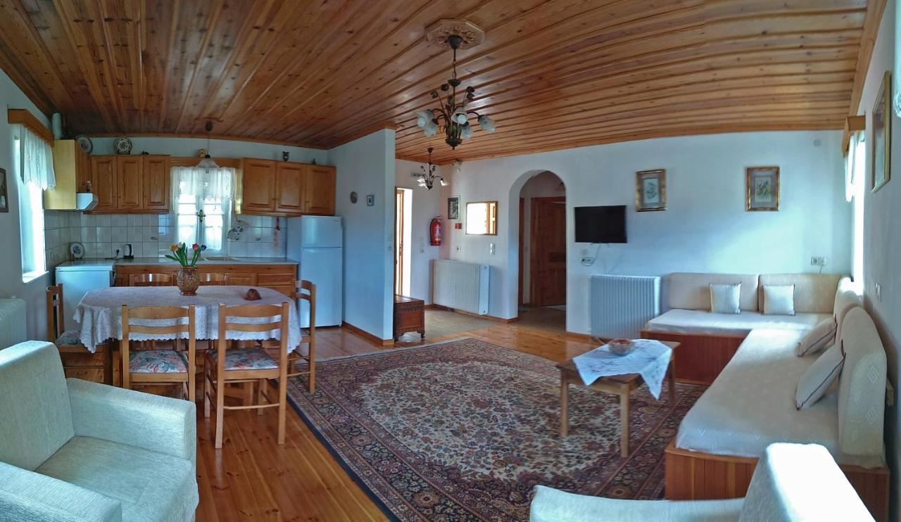 פאפיגקון Guesthouse Iro מראה חיצוני תמונה