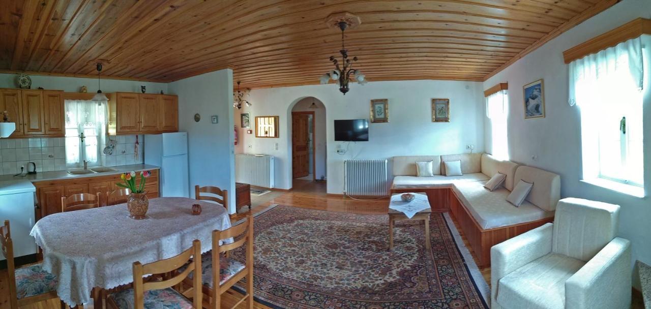 פאפיגקון Guesthouse Iro מראה חיצוני תמונה